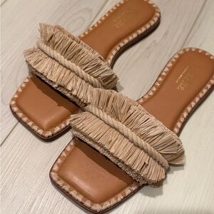 NWT ANTONIO MELANI Tan Fringe Slide Sandals
